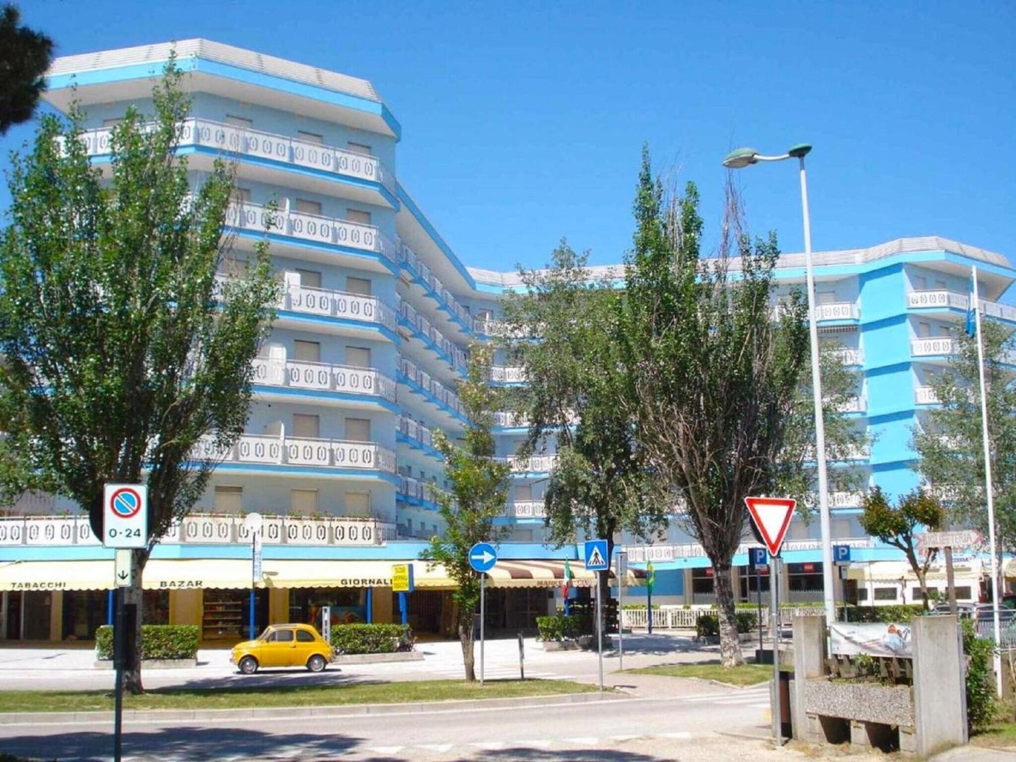 Inviting Apartment By The Beach Porto Santa Margherita di Caorle Exterior photo